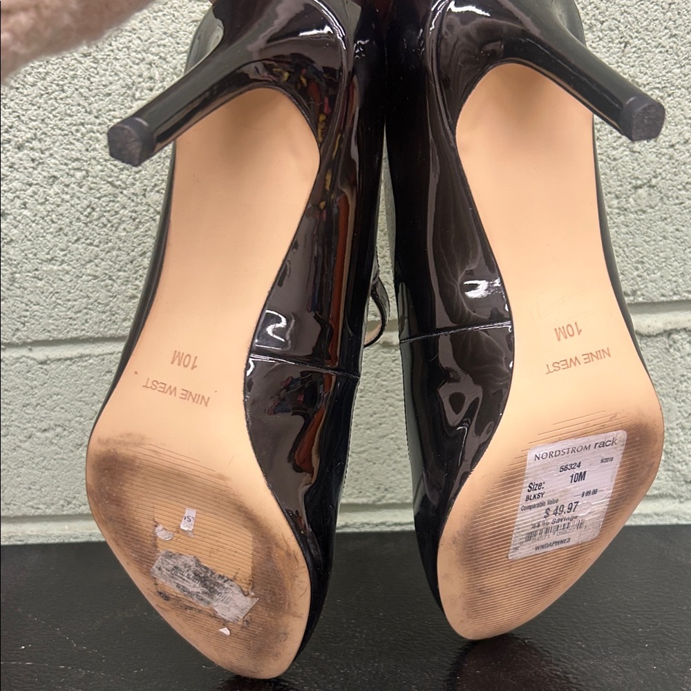 Nine West Black Patent Mary Jane Heels - Picture 2 of 3